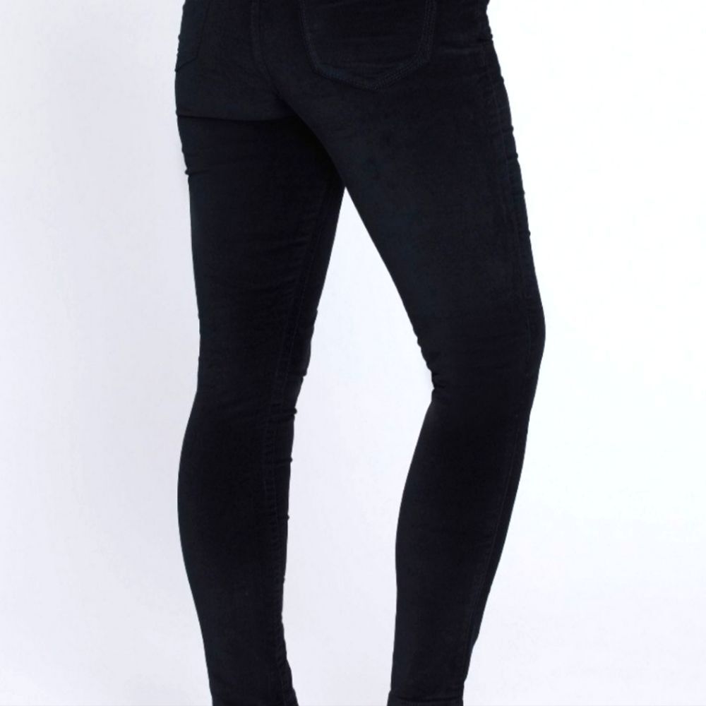 Seven7 Stretch Black Denim Jeans - Picture 2 of 5